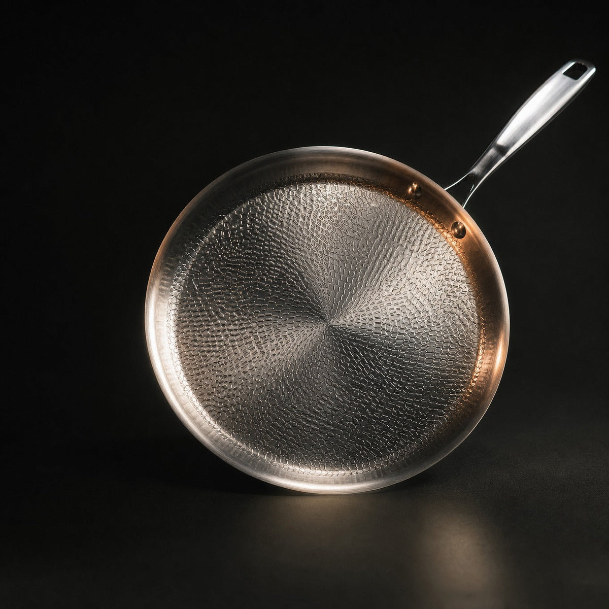 Handgehamerde Titanium Crêpepan