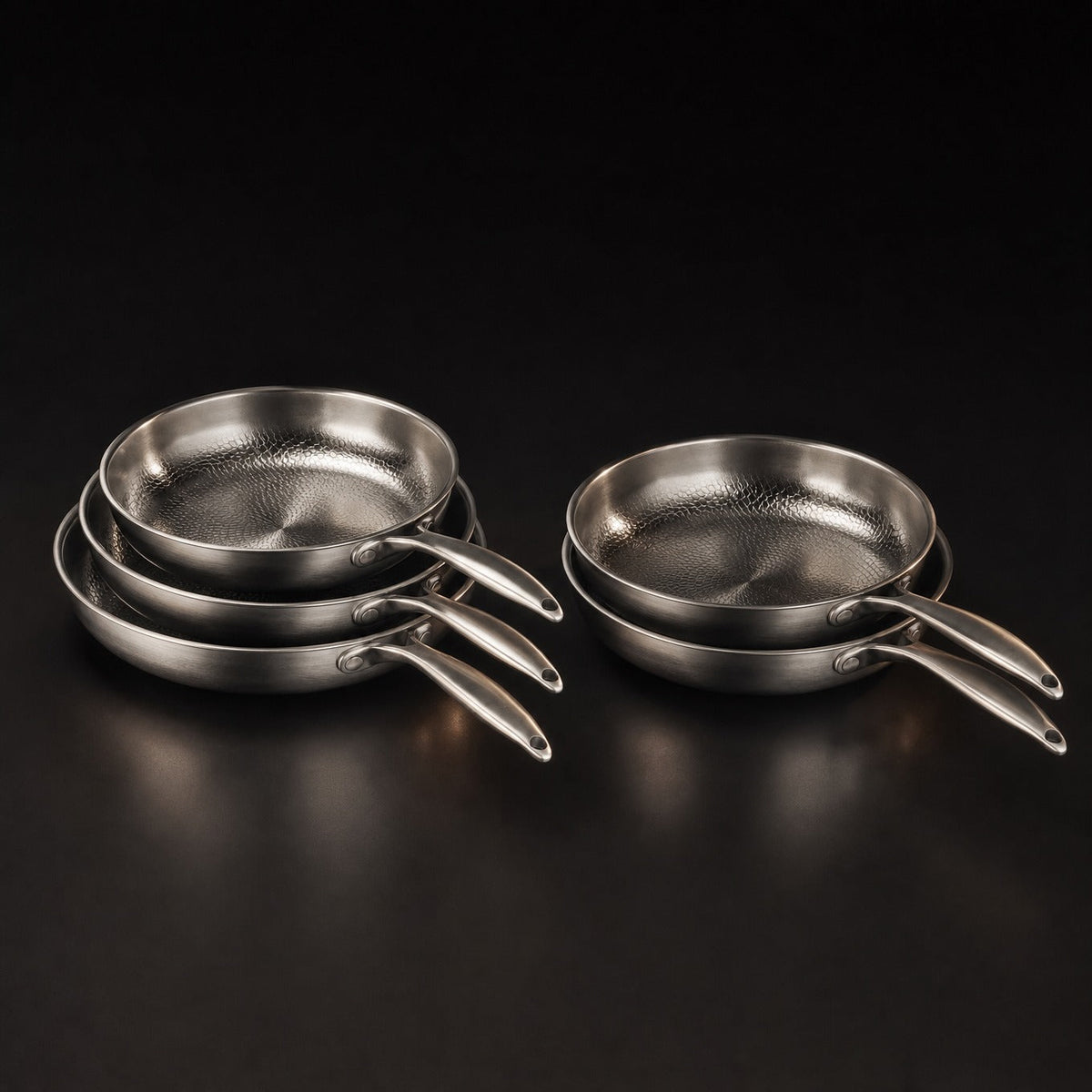 Handgehamerde titanium koekenpannenset met 2 deksels (5 formaten, 20–30 cm)