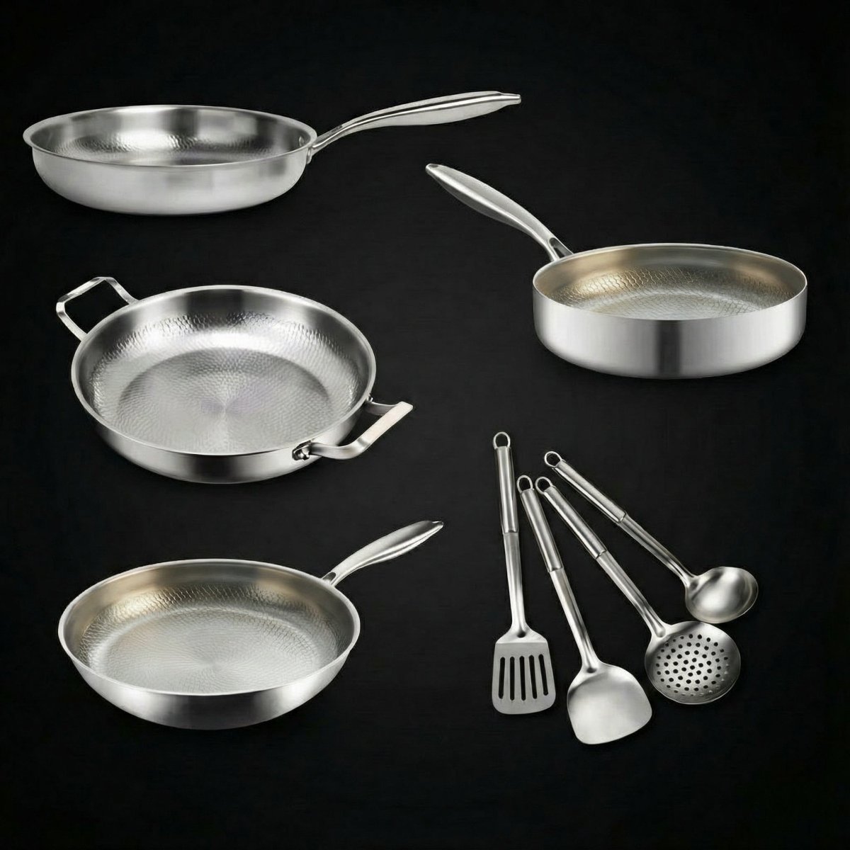Gehamerde Titanium familieset: 4 pannen & keukengerei