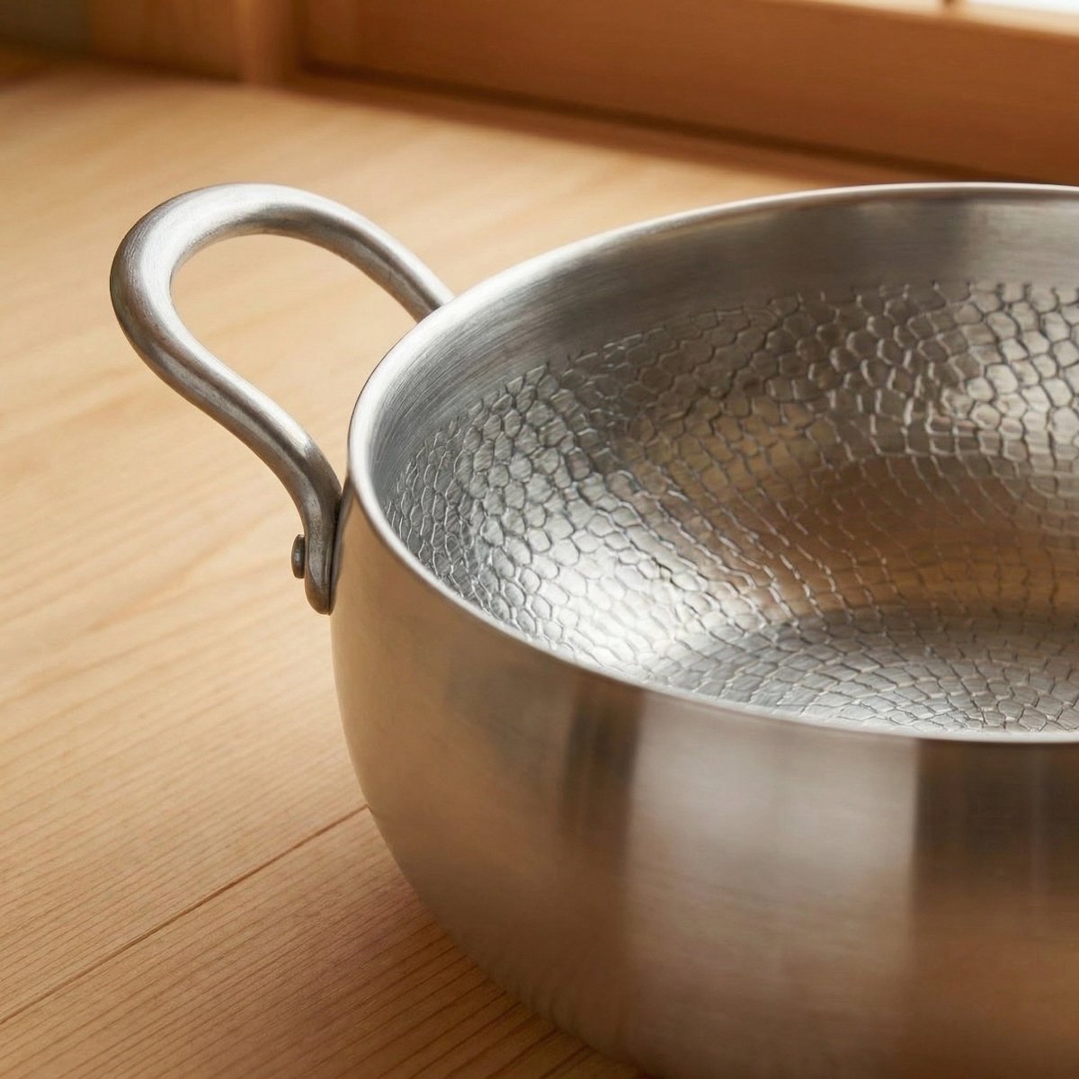 Gehamerde Diepe Titanium pan